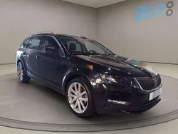 Negro Usado 2017 Skoda Octavia Style Familiar | 16.975 € (Un poco caro)
