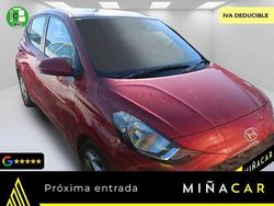 Rojo Usado 2022 Hyundai i10 Utilitario | 12.390 € (Un poco caro)