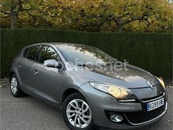 Gris / plata Usado 2014 Renault Mégane LIMITED Berlina | 5990 €