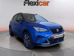 Azul Usado 2024 Seat Arona FR SUV | 19.290 € (Precio justo)