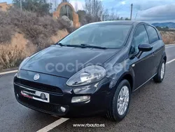 Negro Usado 2014 Fiat Punto Easy Utilitario | 5490 € (Precio justo)