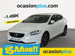 Blanco Usado 2018 Volvo V40 Momentum Familiar | 16.490 € (Un poco caro)