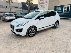 Blanco Usado 2015 Peugeot 3008 Access Berlina | 6900 € (Buen precio)
