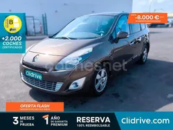 Marrón Usado 2011 Renault Scénic III Dynamique Monovolumen | 5990 € (Buen precio)