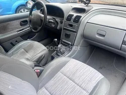 Gris / plata Usado 2000 Renault Laguna Berlina | 1600 €