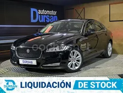 Negro Usado 2017 Jaguar XF Portfolio Berlina | 18.890 € (Caro)