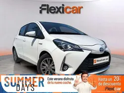 Blanco Usado 2018 Toyota Yaris Hybrid Active Utilitario | 14.990 € (Precio justo)