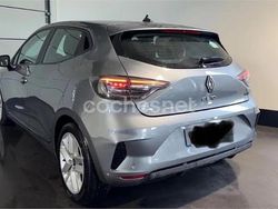 Gris / plata Usado 2024 Renault Clio V Equilibre Berlina | 19.500 € (Precio justo)