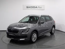 Gris Usado 2024 Skoda Kamiq Ambition SUV | 19.990 € (Precio justo)