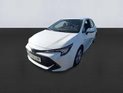 Blanco Usado 2021 Toyota Corolla Active Utilitario | 23.100 € (Un poco caro)
