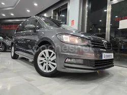 Gris / plata Usado 2020 VW Touran Advance Monovolumen | 20.590 € (Precio justo)