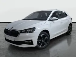Blanco candy Usado 2024 Skoda Fabia Selection | 16.990 € (Precio justo)