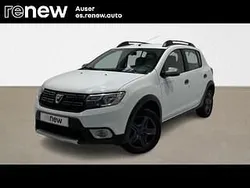 Blanco Usado 2017 Dacia Sandero Lauréate Utilitario | 11.350 € (Caro)
