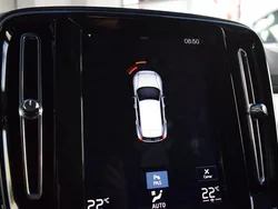 Blanco Usado 2020 Volvo XC40 Business Edition SUV | 23.950 € (Precio justo)