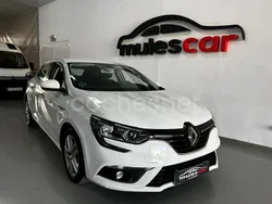 Blanco Usado 2019 Renault Mégane IV Business Berlina | 11.200 € (Precio justo)
