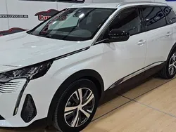 Blanco Usado 2022 Peugeot 5008 Allure Monovolumen | 27.500 € (Un poco caro)