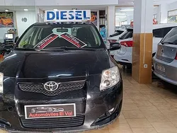 Negro Usado 2007 Toyota Auris Berlina | 3990 € (Buen precio)
