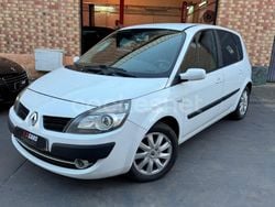 Blanco Usado 2009 Renault Scénic III Dynamique Monovolumen | 4990 € (Precio justo)