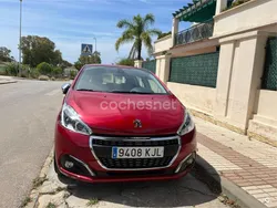 Granate Usado 2018 Peugeot 208 Allure Utilitario | 10.000 € (Precio justo)