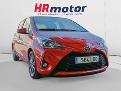 Rojo Usado 2017 Toyota Yaris Active Utilitario | 13.050 € (Caro)