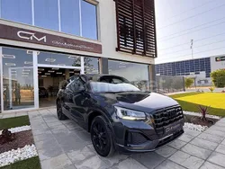 Gris / plata Usado 2021 Audi Q2 SUV | 25.490 € (Precio justo)