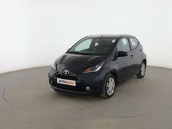 Azul Usado 2016 Toyota Aygo X-play Utilitario | 9899 € (Precio justo)