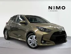 Azul cobalto Usado 2021 Toyota Yaris Hybrid Active Utilitario | 18.990 € (Precio justo)