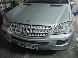 Gris / plata Usado 2007 Mercedes ML320 SUV | 6000 € (Super precio)