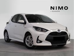 Blanco Usado 2022 Toyota Yaris Hybrid Active Berlina | 21.990 € (Un poco caro)