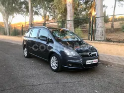 Gris / plata Usado 2007 Opel Zafira Enjoy Monovolumen | 4500 € (Precio justo)