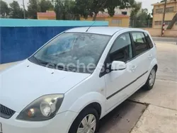 Blanco Usado 2008 Ford Fiesta Futura Utilitario | 5250 € (Un poco caro)