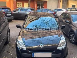 Negro Usado 2009 Renault Clio II Expression Berlina | 5500 € (Un poco caro)