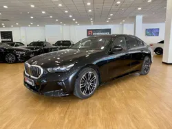 Negro Usado 2024 BMW 520 Berlina | 50.900 €