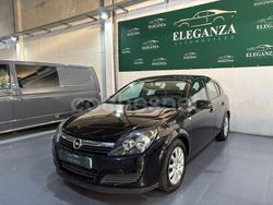 Negro Usado 2005 Opel Astra Essentia Berlina | 3990 € (Un poco caro)