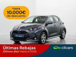Gris / plata Usado 2024 Toyota Yaris Hybrid Active Berlina | 20.990 € (Precio justo)