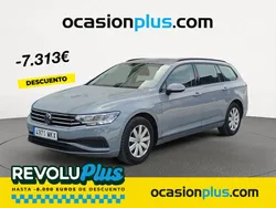 Gris Usado 2022 VW Passat Executive Familiar | 26.990 € (Caro)