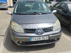 Gris / plata Usado 2005 Renault Scénic II Dynamique Monovolumen | 1800 € (Precio justo)