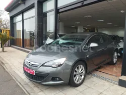Gris / plata Usado 2018 Opel Astra GTC Sportive Berlina | 9900 € (Precio justo)