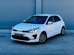 Blanco Usado 2023 Kia Rio Berlina | 12.900 € (Precio justo)