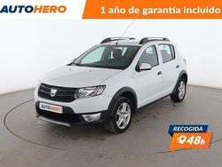 Blanco Usado 2015 Dacia Sandero Stepway | 8699 € (Precio justo)