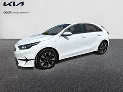 Sedán Usado 2024 Kia Ceed Berlina | 18.690 € (Precio justo)