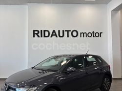 Gris / plata Usado 2022 VW Polo Life Berlina | 15.800 € (Precio justo)