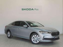 Plateado Nuevo 2024 Skoda Superb Selection Berlina | 39.990 € (Un poco caro)
