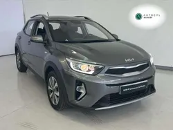 Gris Usado 2024 Kia Stonic GT-Line SUV | 14.500 € (Super precio)