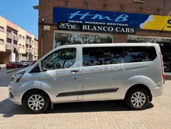 Gris / plata Usado 2023 Ford Transit Custom Nugget Monovolumen | 36.990 € (Precio justo)