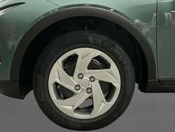 Verde Usado 2024 Hyundai Bayon SUV | 15.790 € (Buen precio)