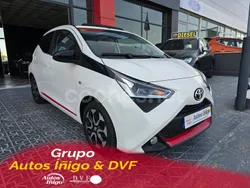 Gris / plata Usado 2018 Toyota Aygo X-wave Utilitario | 10.800 € (Un poco caro)