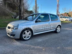 Gris / plata Usado 2002 Renault Clio II Berlina | 7300 € (Super precio)