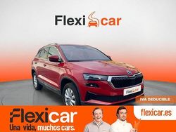 Rojo Usado 2023 Skoda Karoq Ambition SUV | 22.220 € (Precio justo)