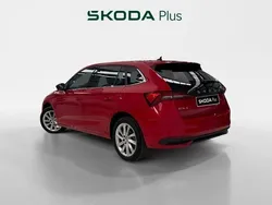 Rojo Usado 2024 Skoda Scala Selection Utilitario | 19.900 € (Precio justo)